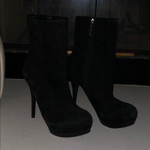 Suede boots